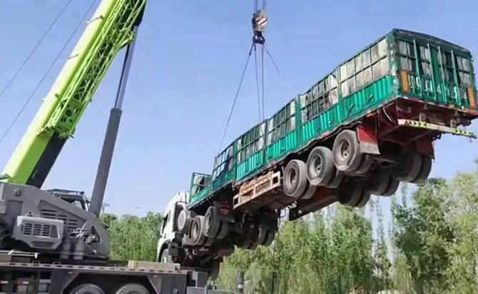 和平道路脱困救援案例